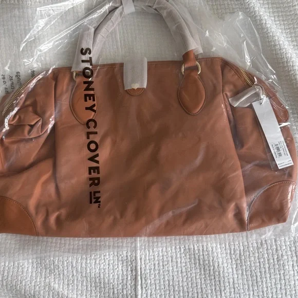 Stoney Clover Lane Weekender Duffle in Camel NEW - Picture 5 of 8